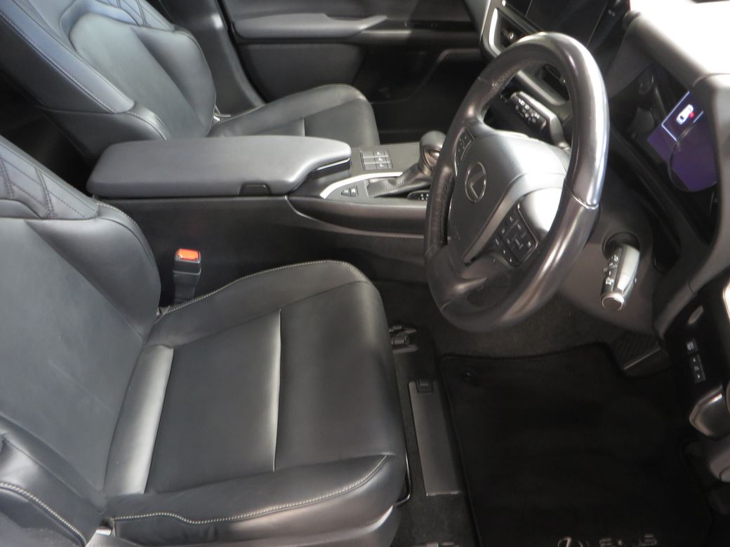 2023 Lexus UX 250H
