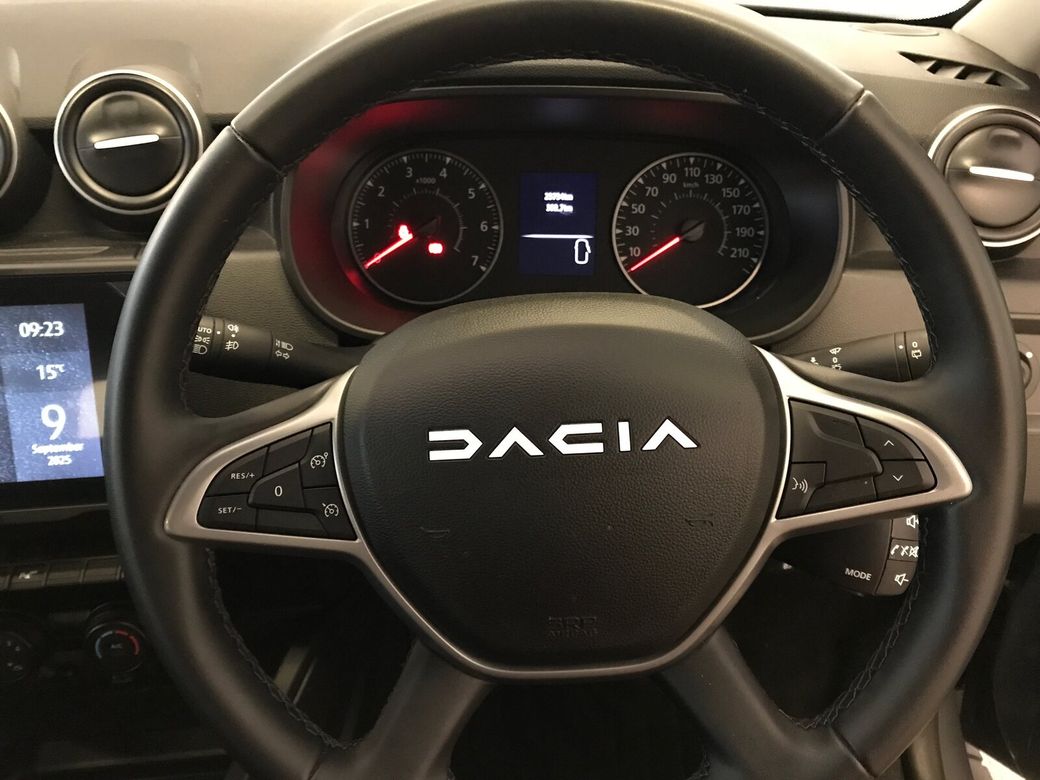 2023 Dacia Duster