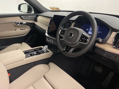 2025 Volvo XC90