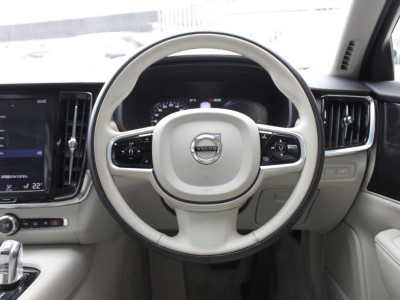 2019 Volvo V90