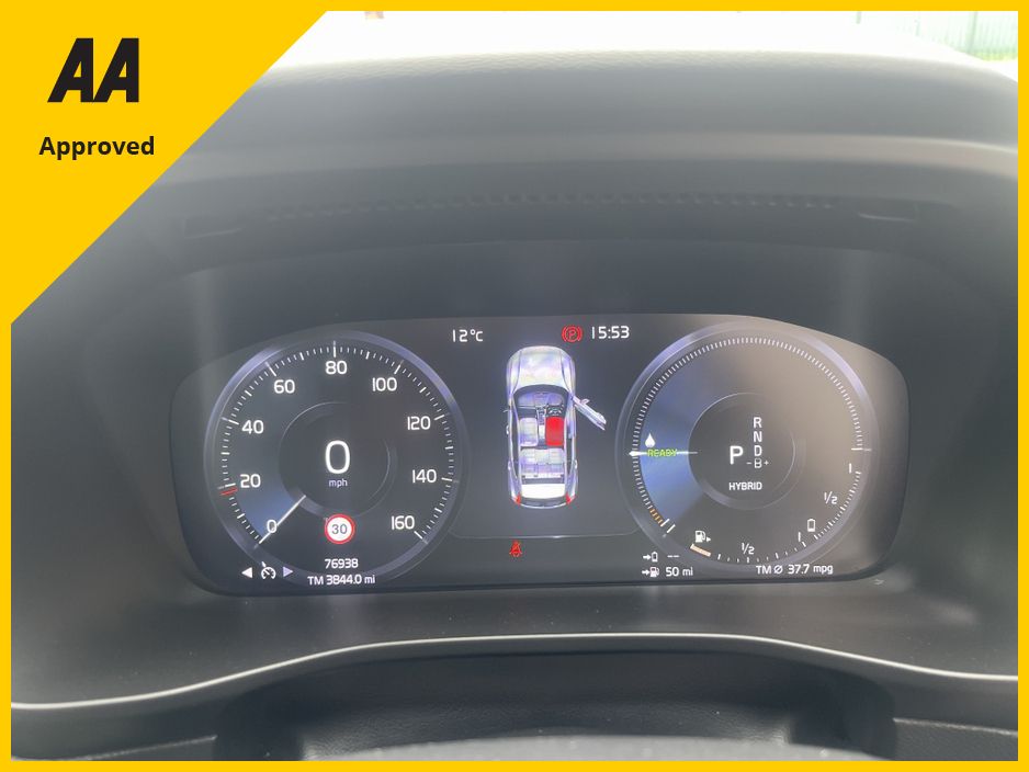 2022 Volvo XC40