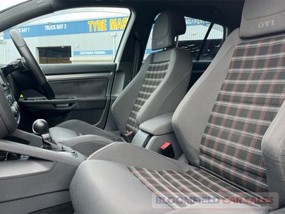 2006 Volkswagen Golf