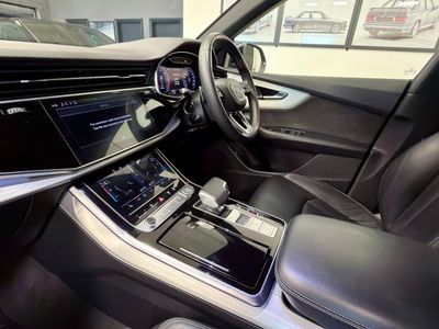 2020 Audi Q8