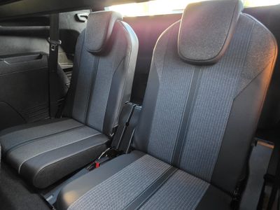 2023 Peugeot 5008