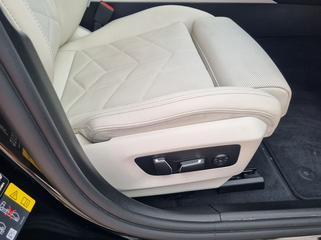 2025 BMW i5