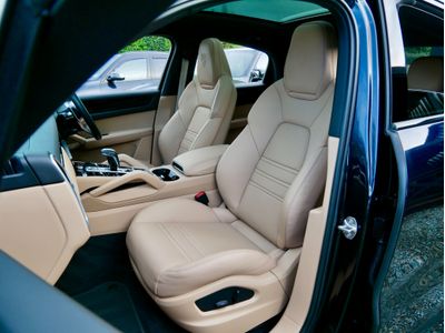 2023 Porsche Cayenne