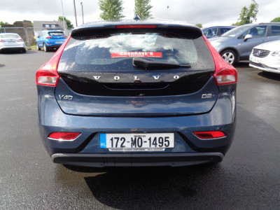 2017 Volvo V40