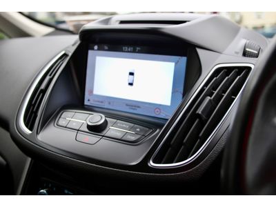 2017 Ford Grand C-Max