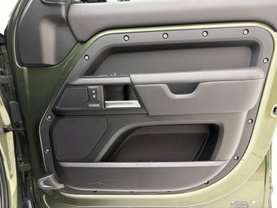 2026 Land Rover Defender