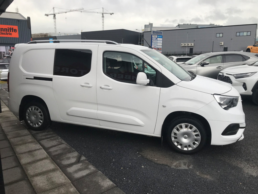2021 Opel Combo
