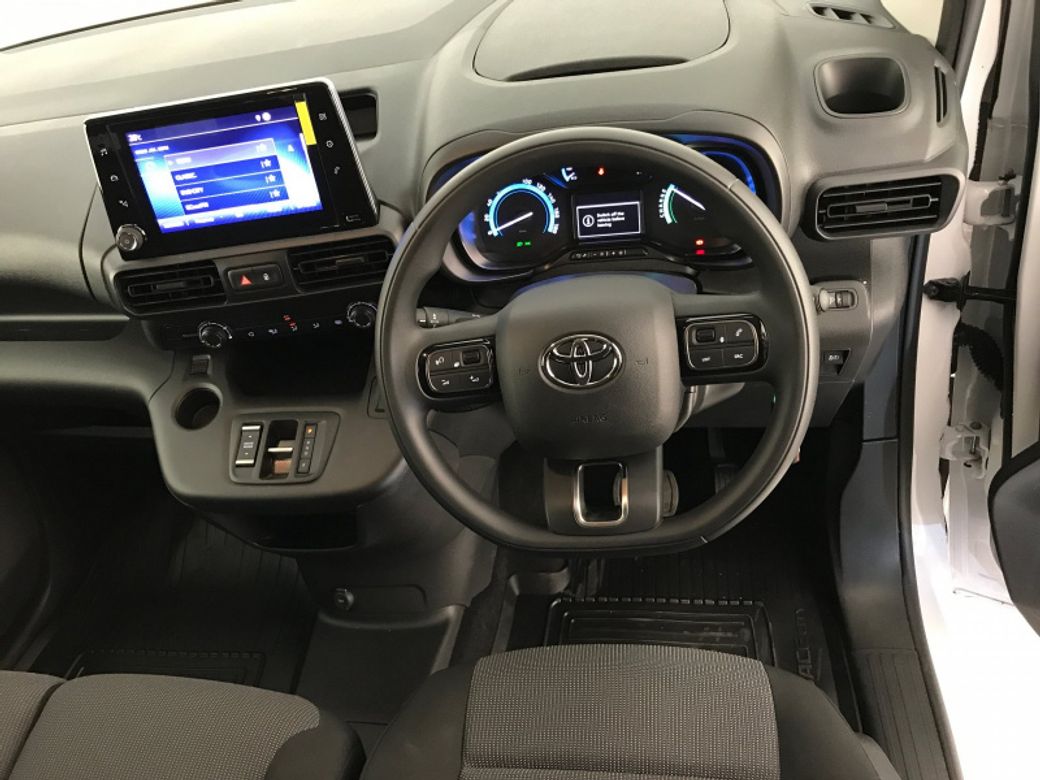 2025 Toyota Proace