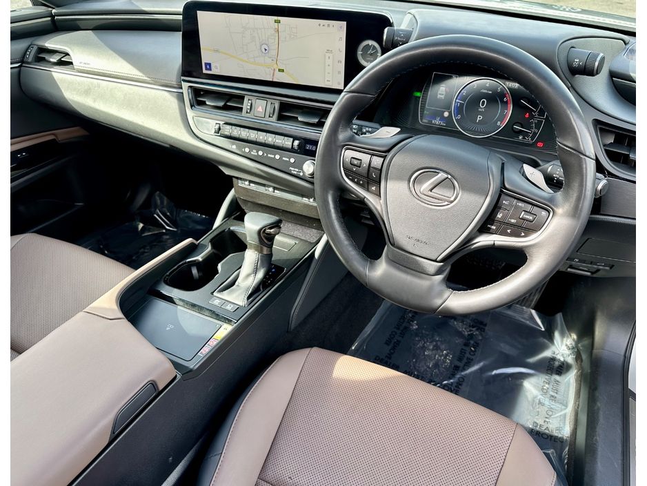 2023 Lexus ES 300h
