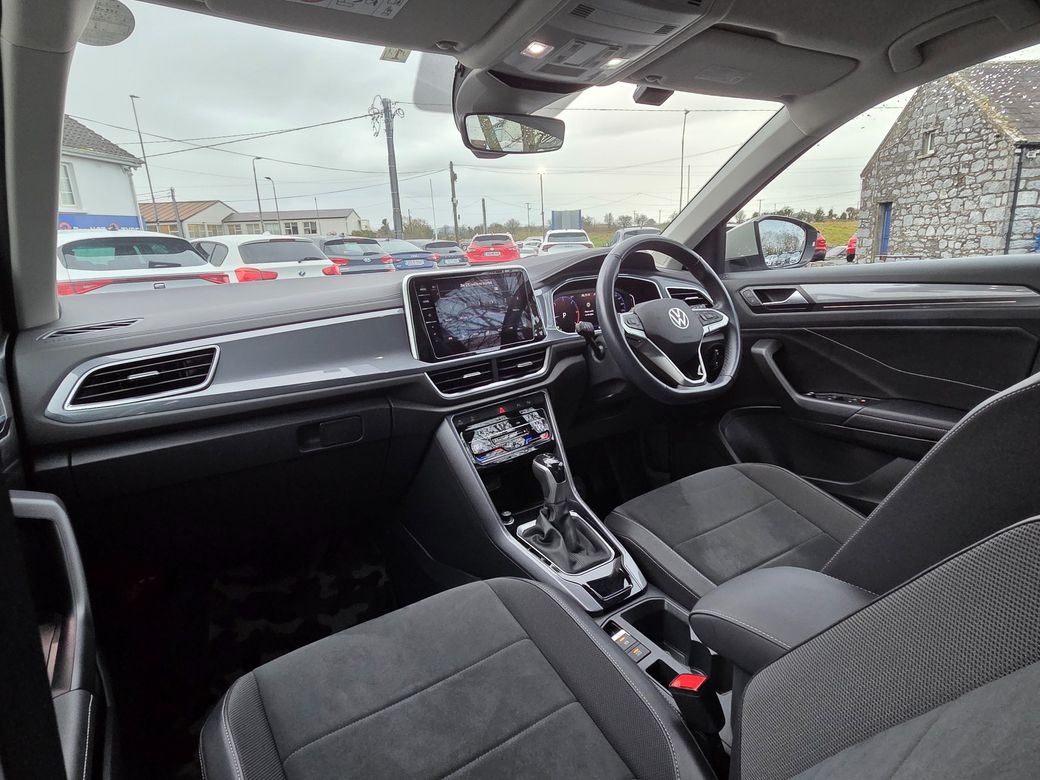 2023 Volkswagen T-Roc