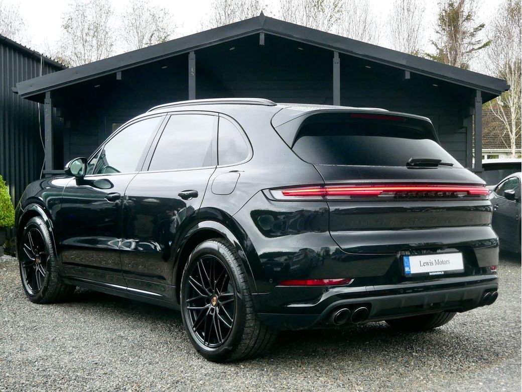 2025 Porsche Cayenne