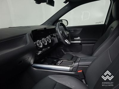 2025 Mercedes-Benz EQA