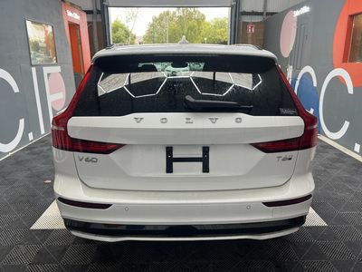 2025 Volvo V60