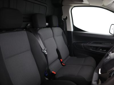 2022 Peugeot Partner