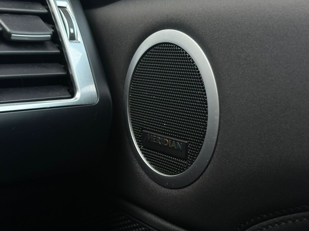 2024 Land Rover Discovery