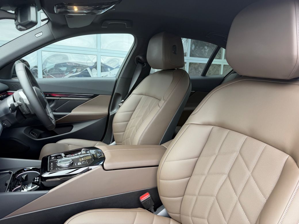 2025 BMW 5 Series