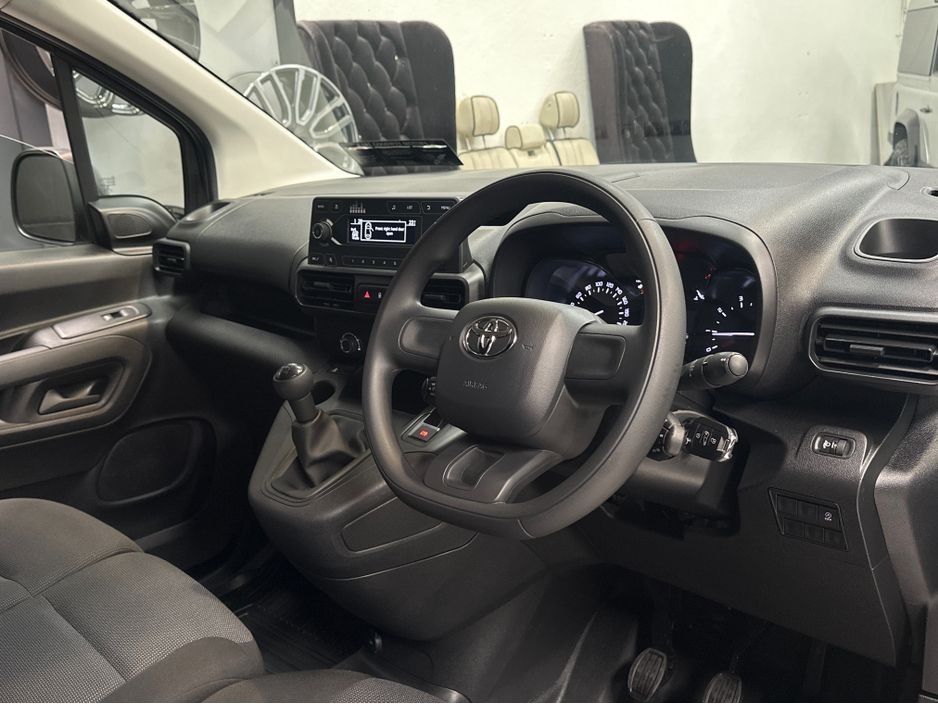 2021 Toyota Proace