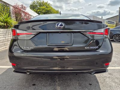 2018 Lexus GS 300H