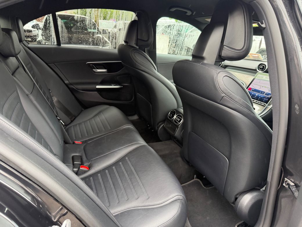 2023 Mercedes-Benz C 220