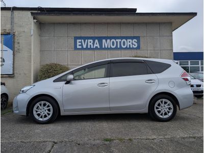 2019 Toyota Prius Alpha