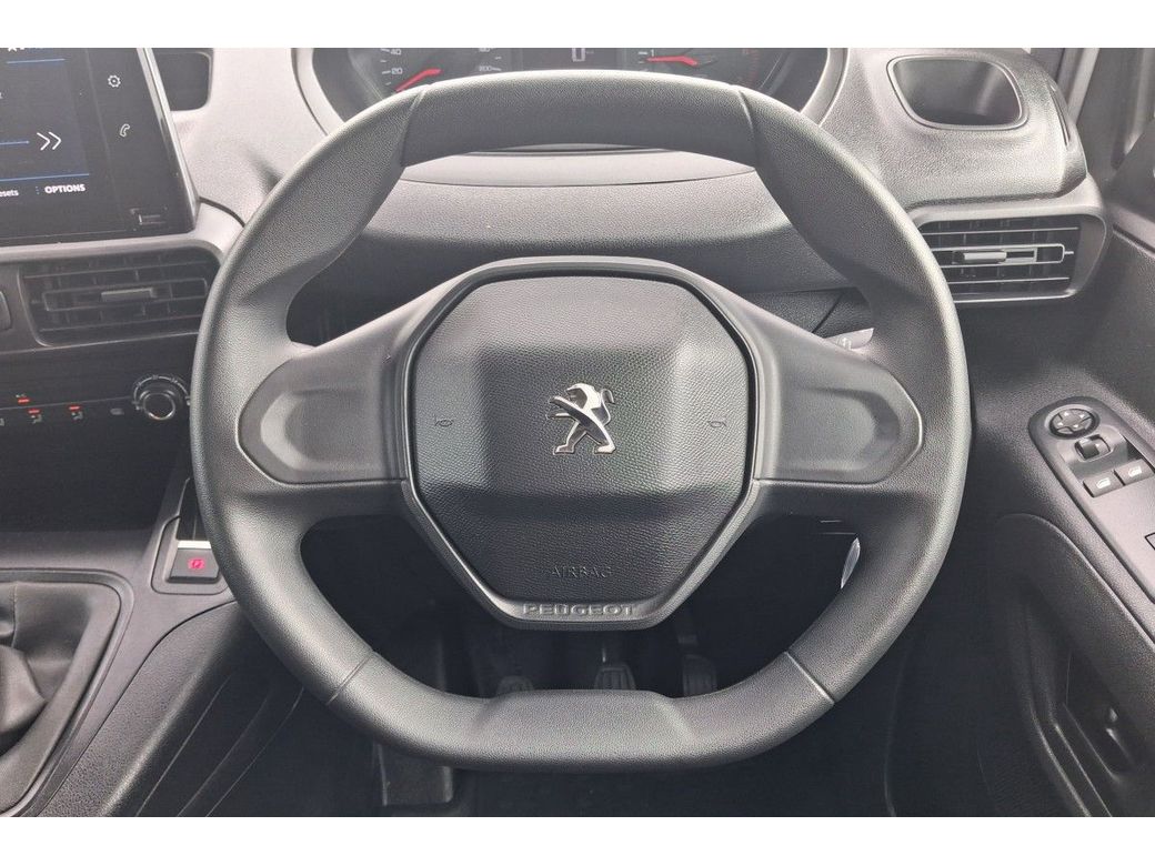 2024 Peugeot Partner
