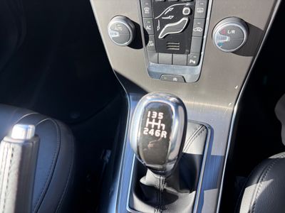 2015 Volvo V40