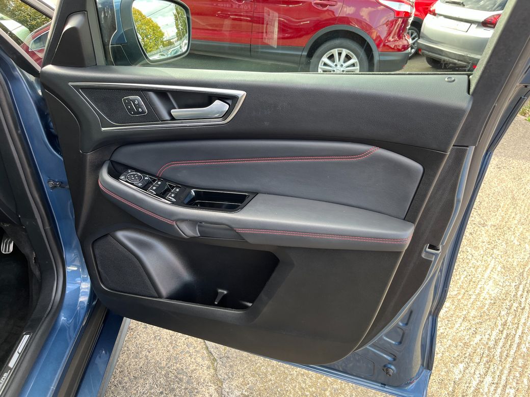 2023 Ford S-Max