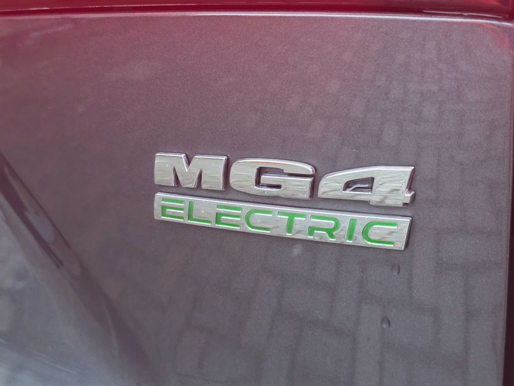 2023 MG MG4