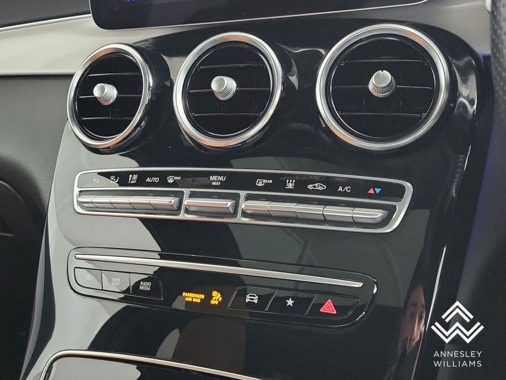 2022 Mercedes-Benz GLC Class