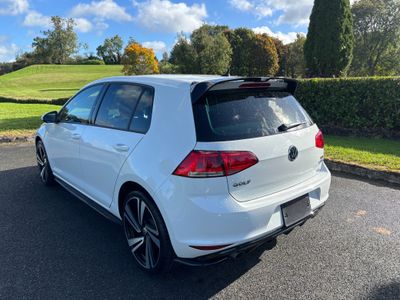 2017 Volkswagen Golf
