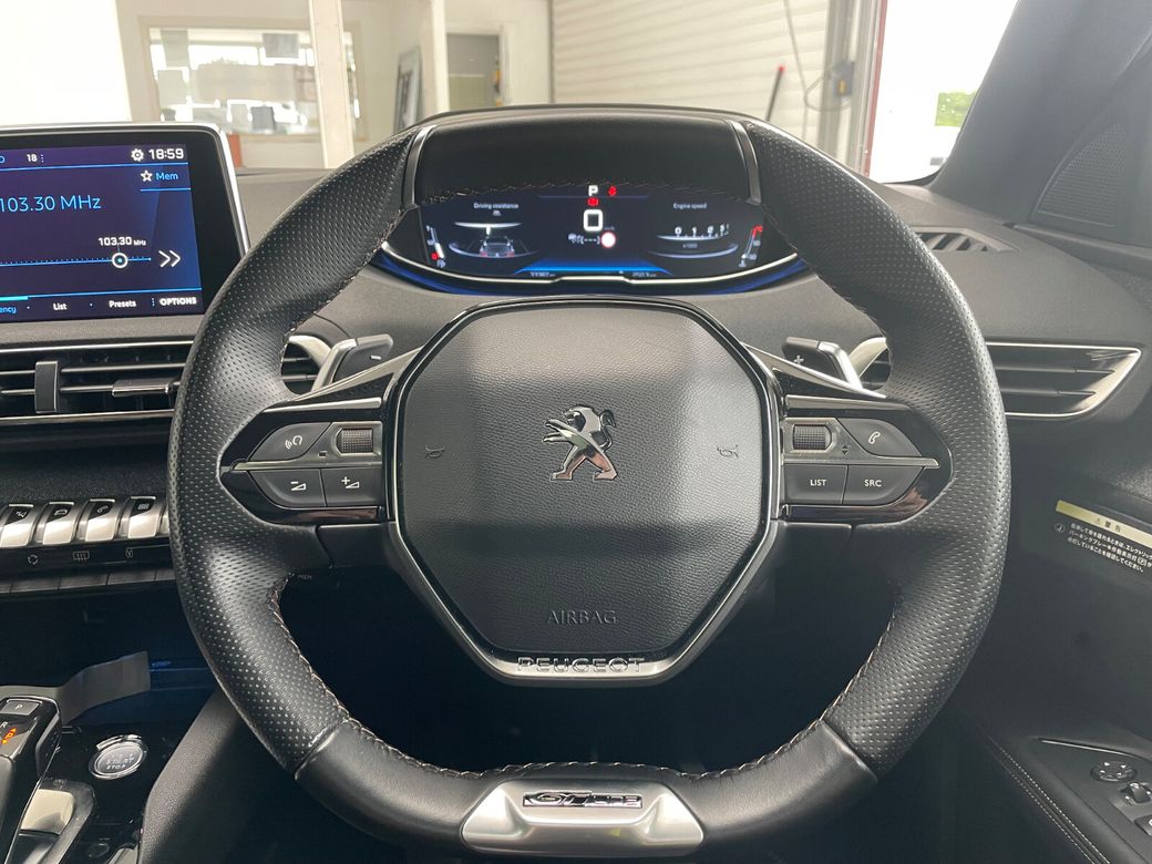 2021 Peugeot 5008