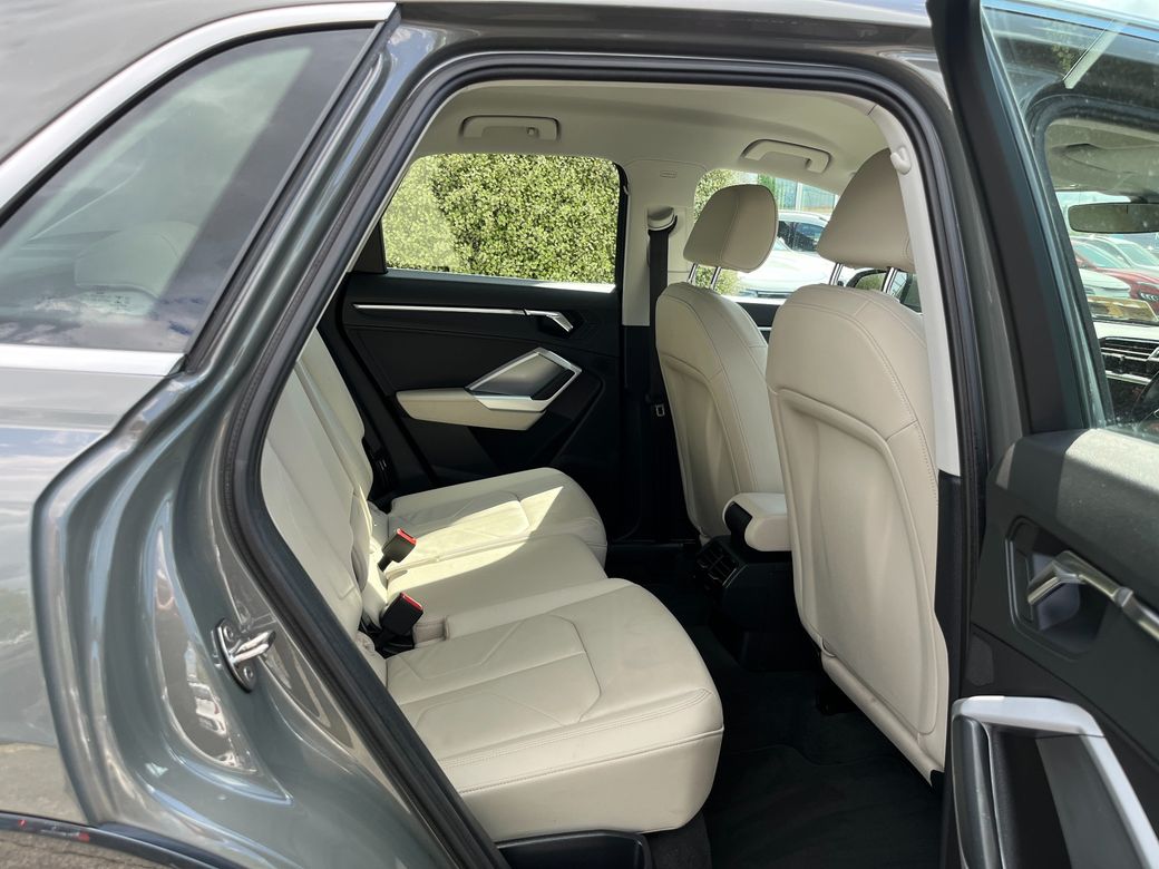 2021 Audi Q3