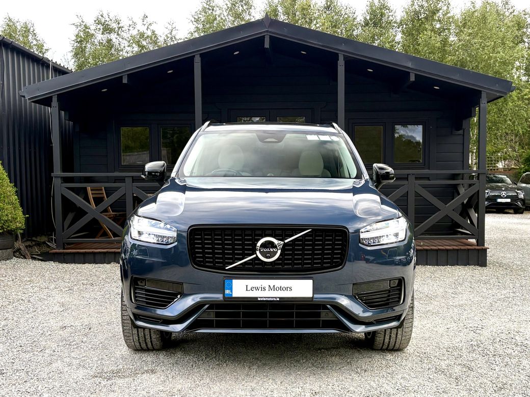 2022 Volvo XC90