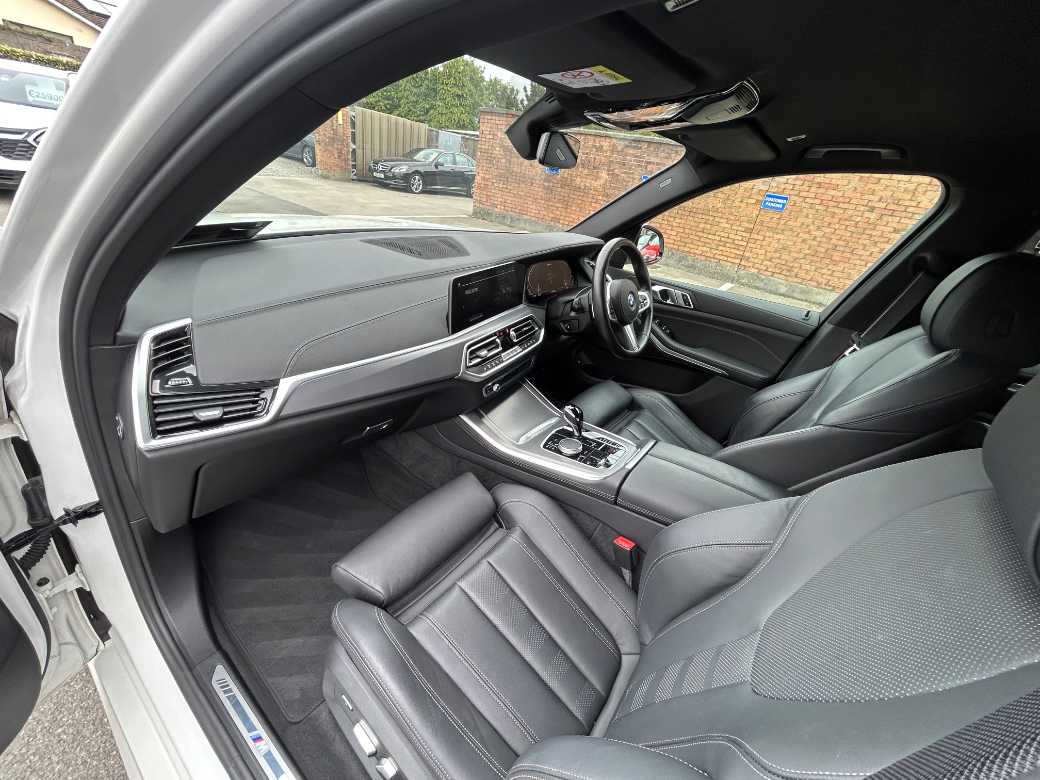 2022 BMW X5