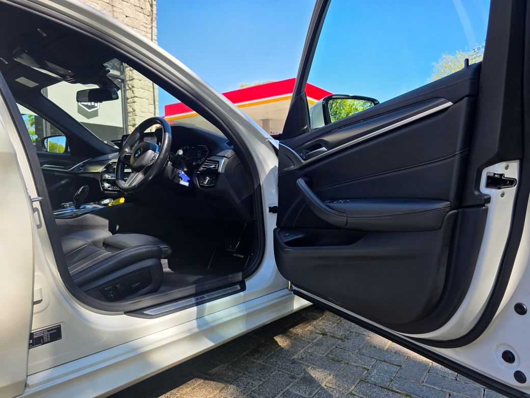 2021 BMW 5 Series