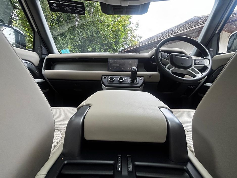 2023 Land Rover Defender