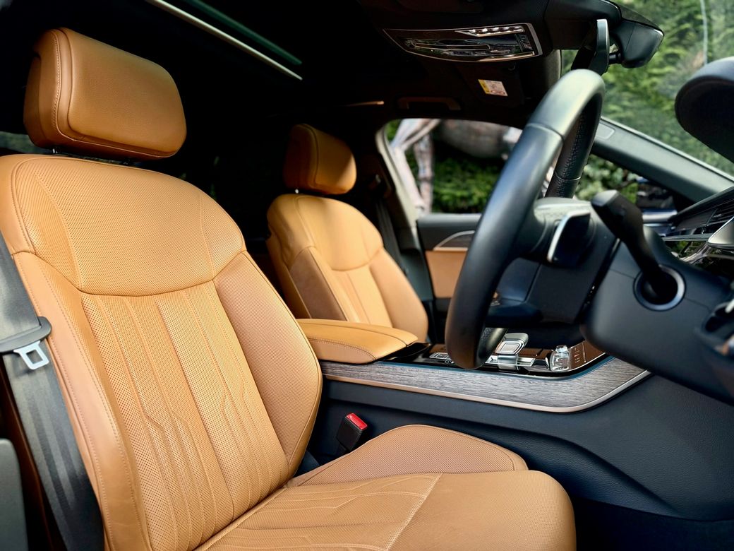 2024 Audi A8