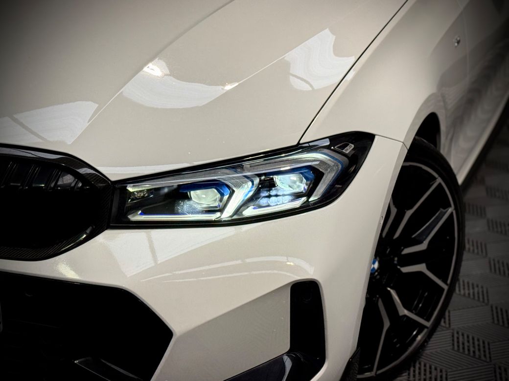 2023 BMW 320