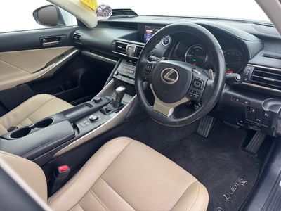 2019 Lexus IS