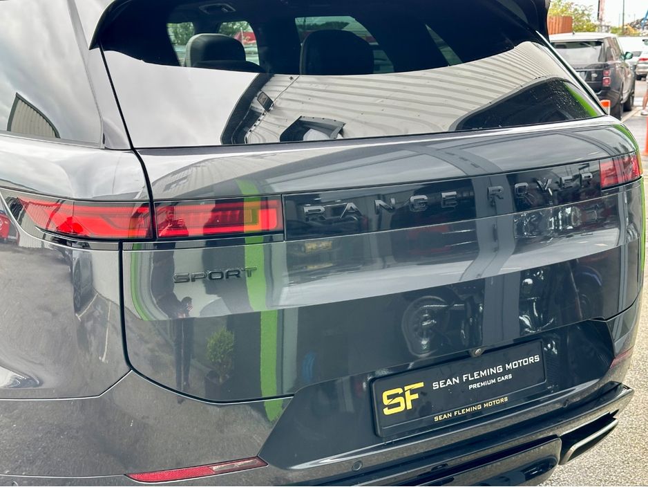 2025 Land Rover Range Rover Sport