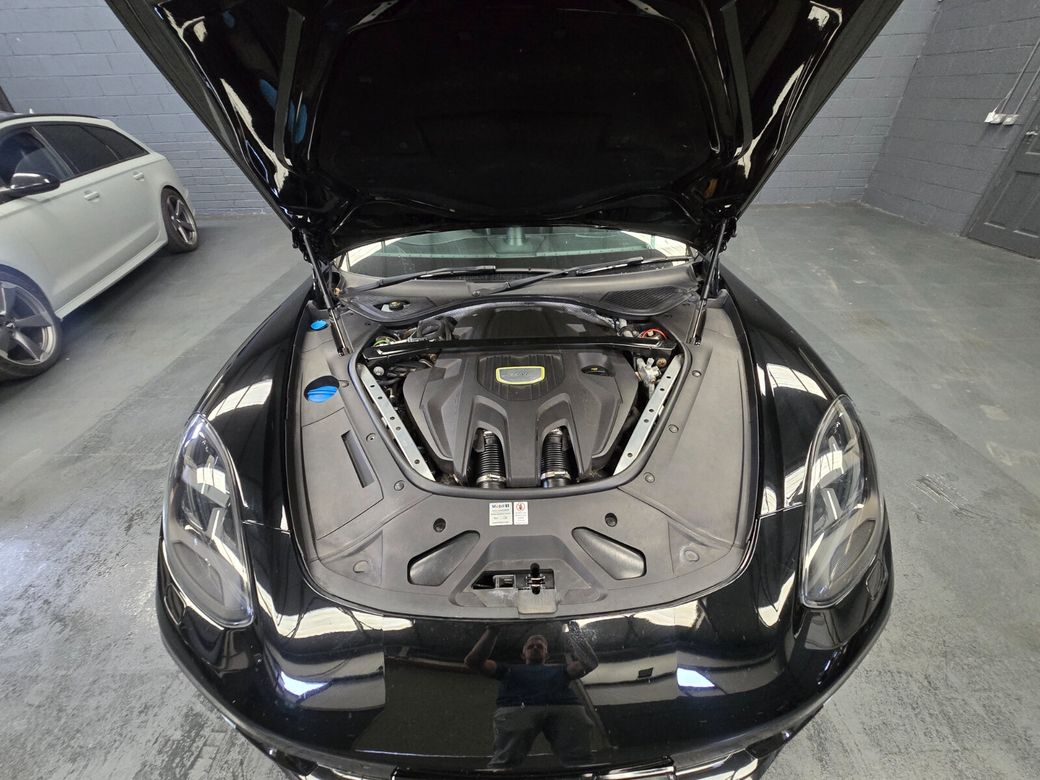 2018 Porsche Panamera