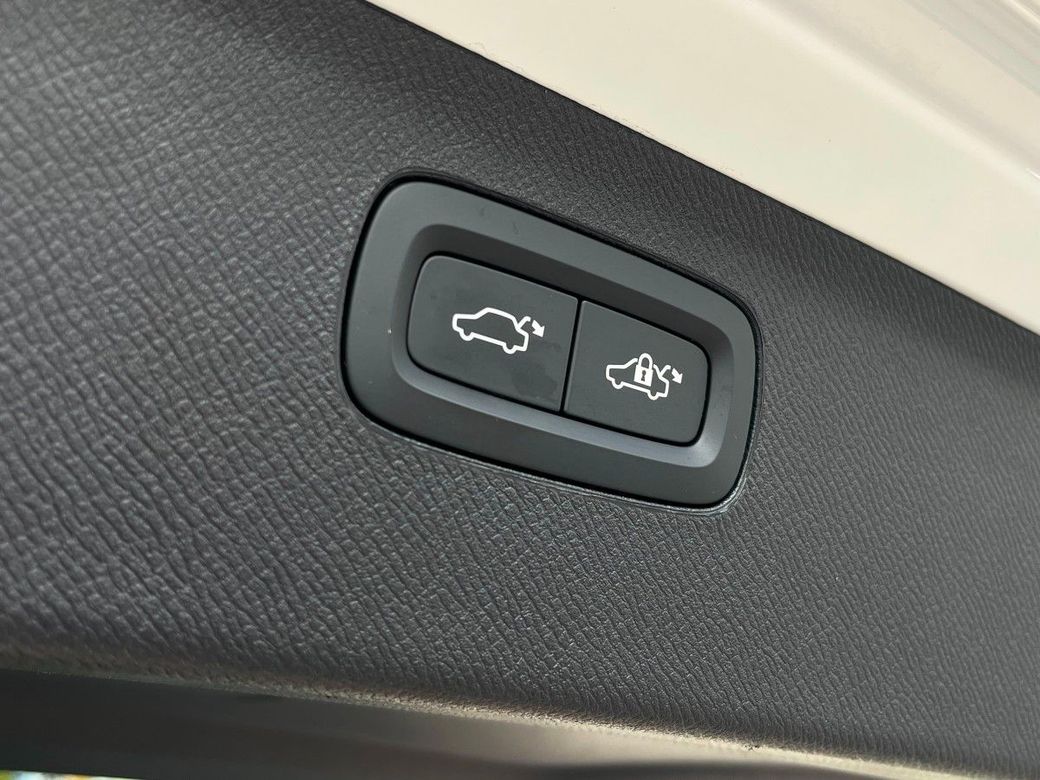 2024 Volvo XC90