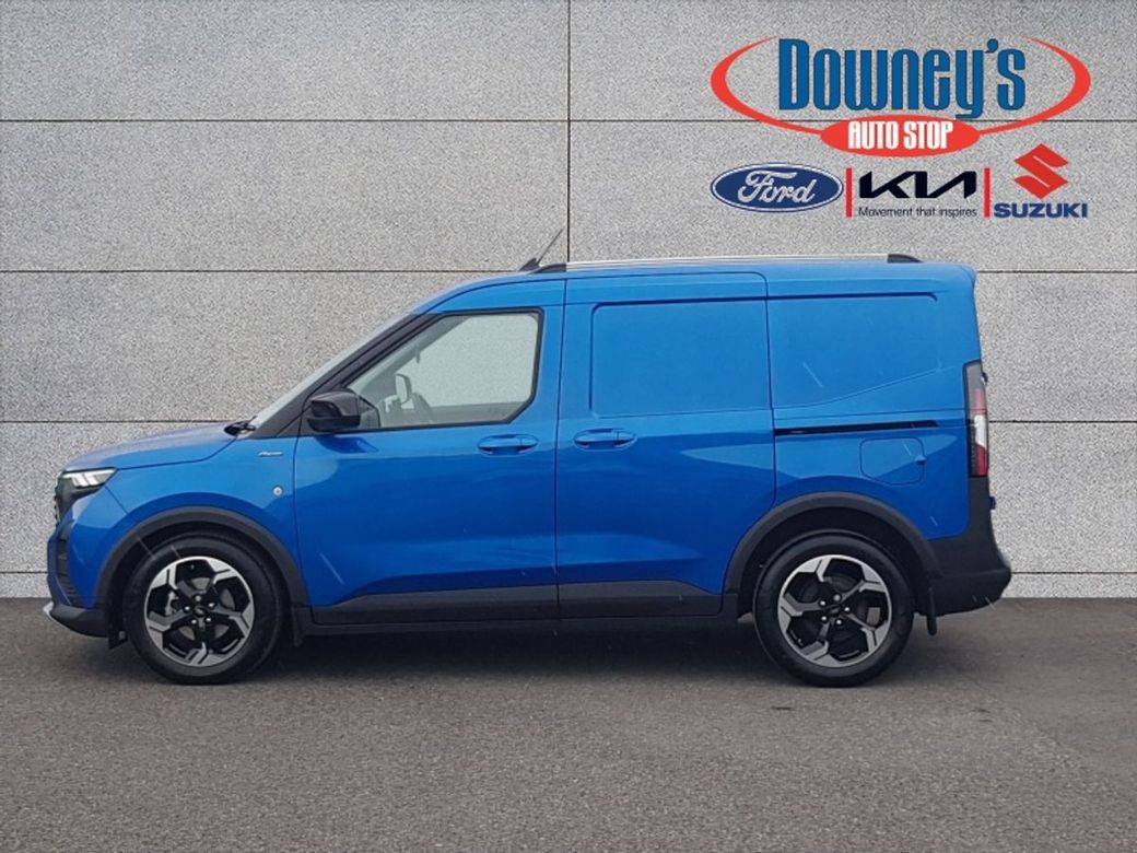 2024 Ford Transit Courier