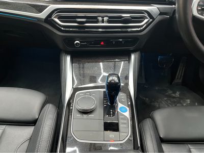 2022 BMW i4