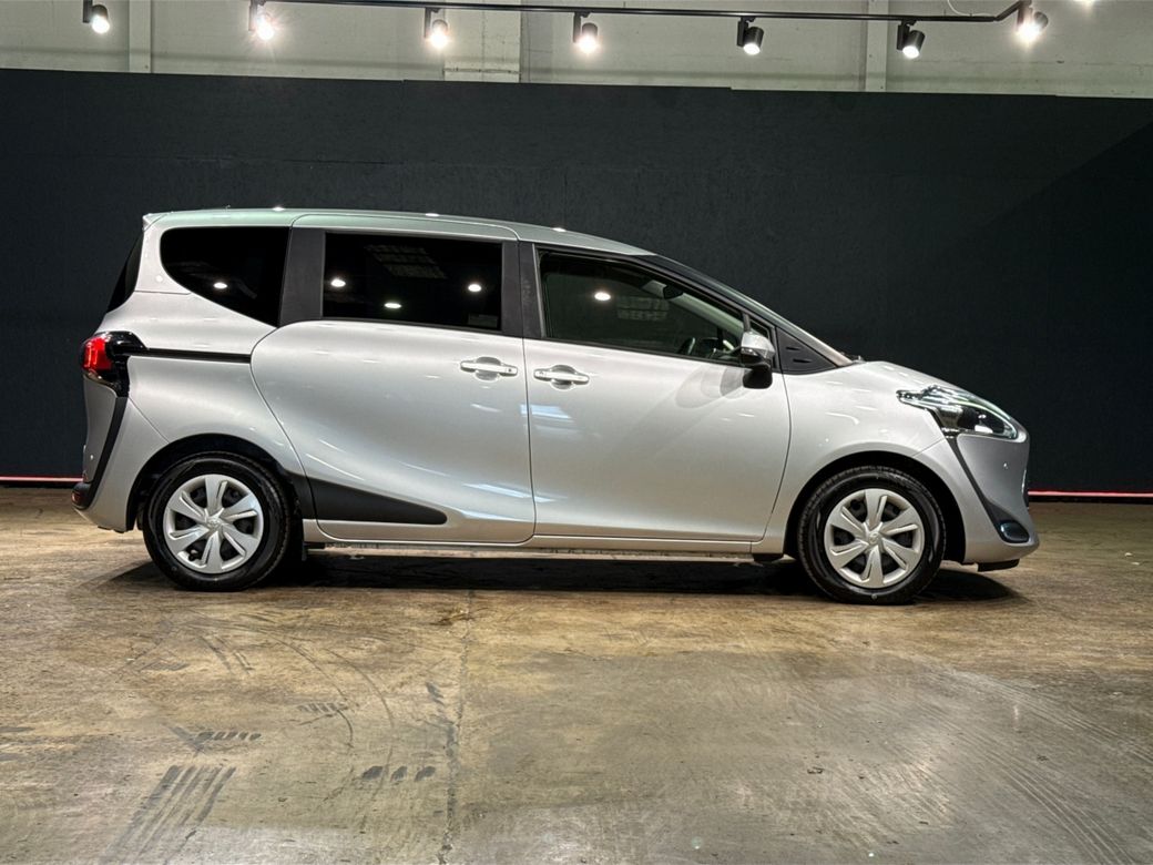 2021 Toyota Sienta
