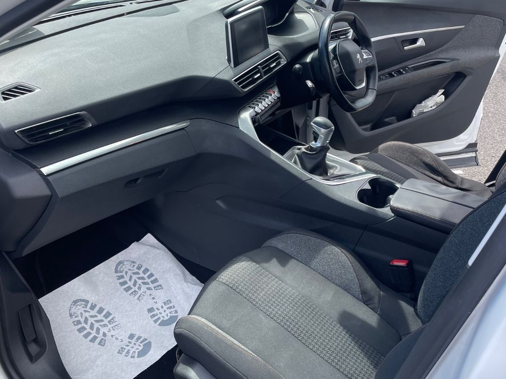 2018 Peugeot 3008