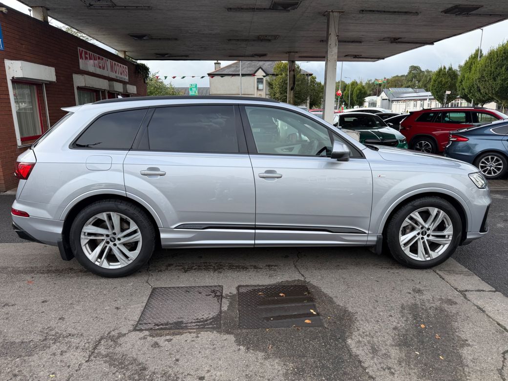 2021 Audi Q7